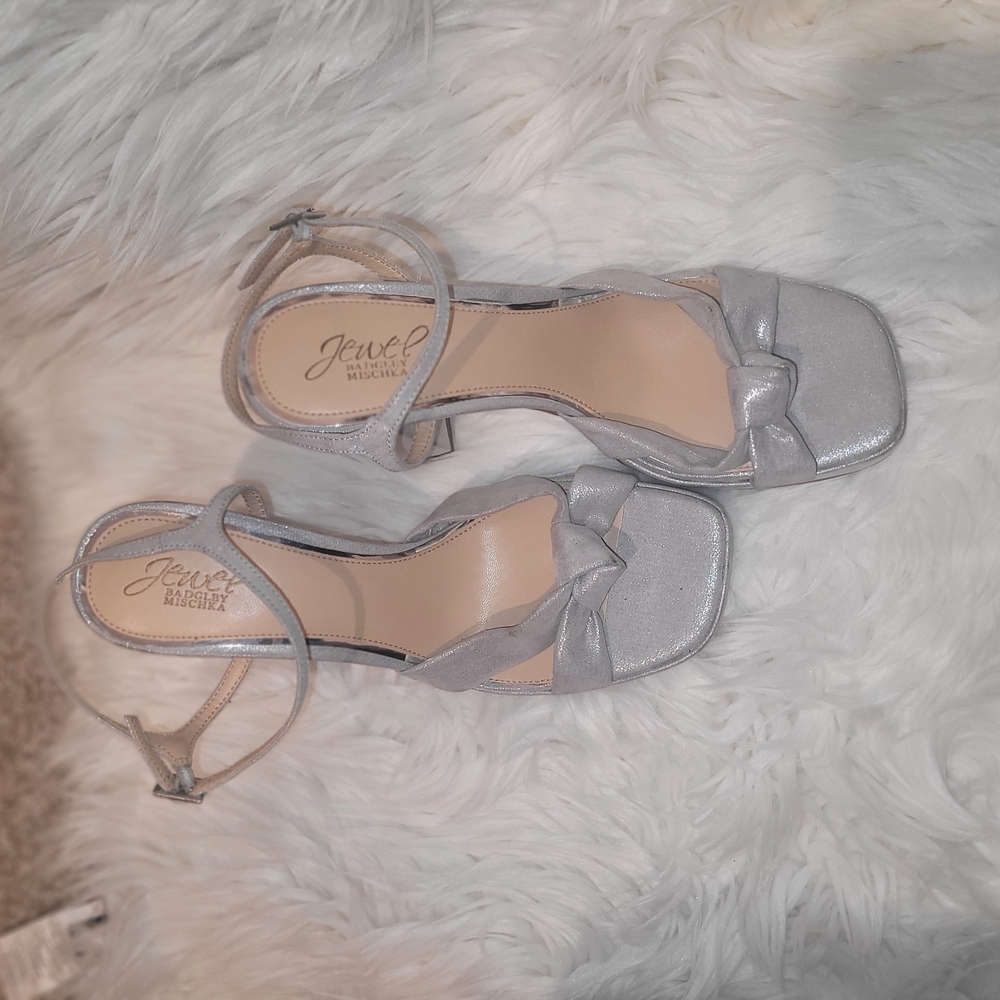 Jewel Badgley Mischka Silver Women's Sandals